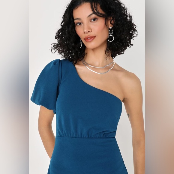 🔆 Lulu's Blue Asymmetrical One-Shoulder Cocktail Dress - Picture 2 of 3